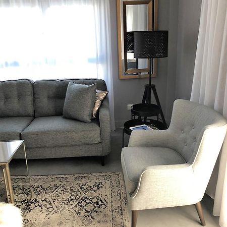Mini Art House Apartment Nikosia Bagian luar foto