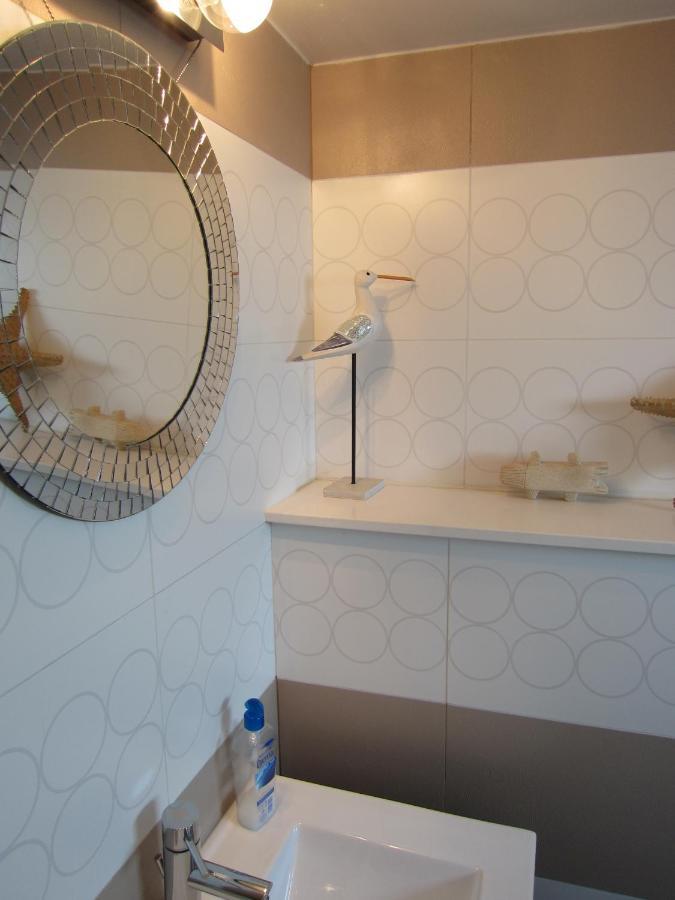 Mini Art House Apartment Nikosia Bagian luar foto