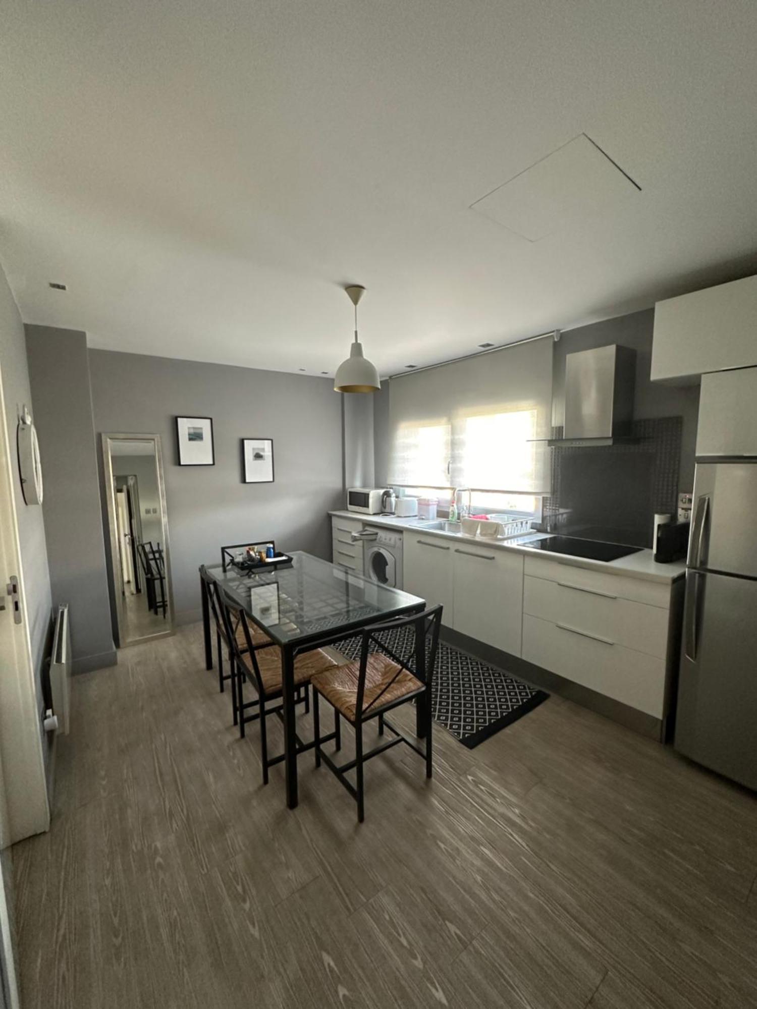Mini Art House Apartment Nikosia Bagian luar foto